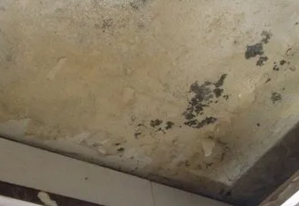 良庆阳台漏水维修公司分享下良庆卫生间渗水维修需要注意哪些问题。
